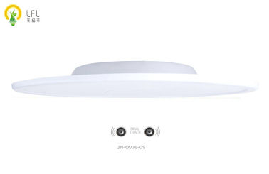 সুপার স্লিম রঙ পরিবর্তন স্মার্ট LED বাল্ব আরসি / এপিপি কন্ট্রোল 36W 2160lm